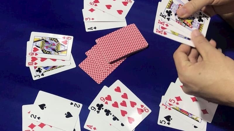 Hướng dẫn cách chơi bài liêng cơ bản mọi dân chơi phải biết